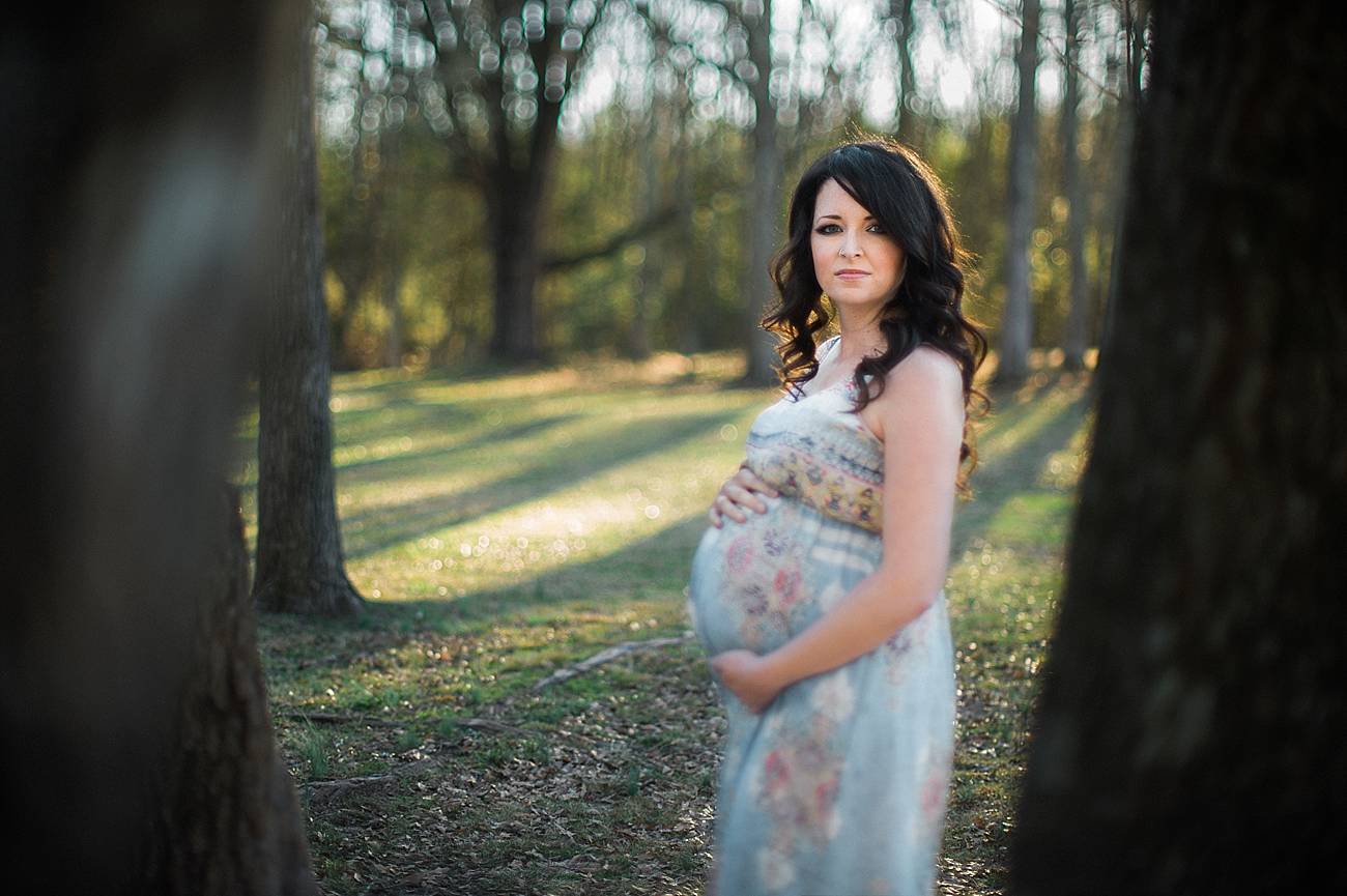 freelensing maternity photo at Westminster Park, Rock Hill, SC